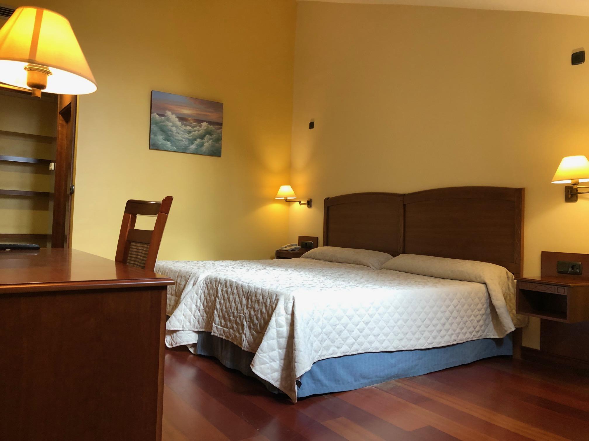 Hotel Aroi Bierzo Plaza Ponferrada Dış mekan fotoğraf