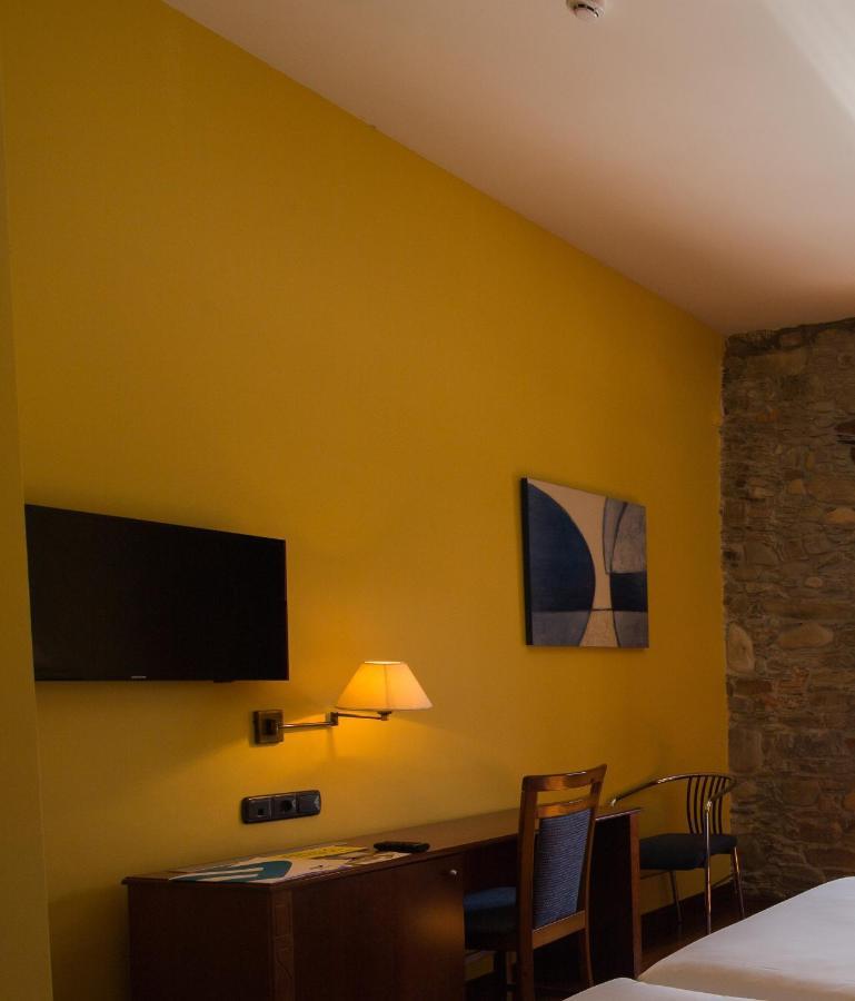 Hotel Aroi Bierzo Plaza Ponferrada Dış mekan fotoğraf